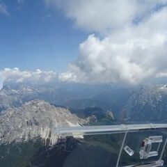 Flugwegposition um 12:25:54: Aufgenommen in der Nähe von 32043 Cortina d'Ampezzo, Belluno, Italien in 3217 Meter